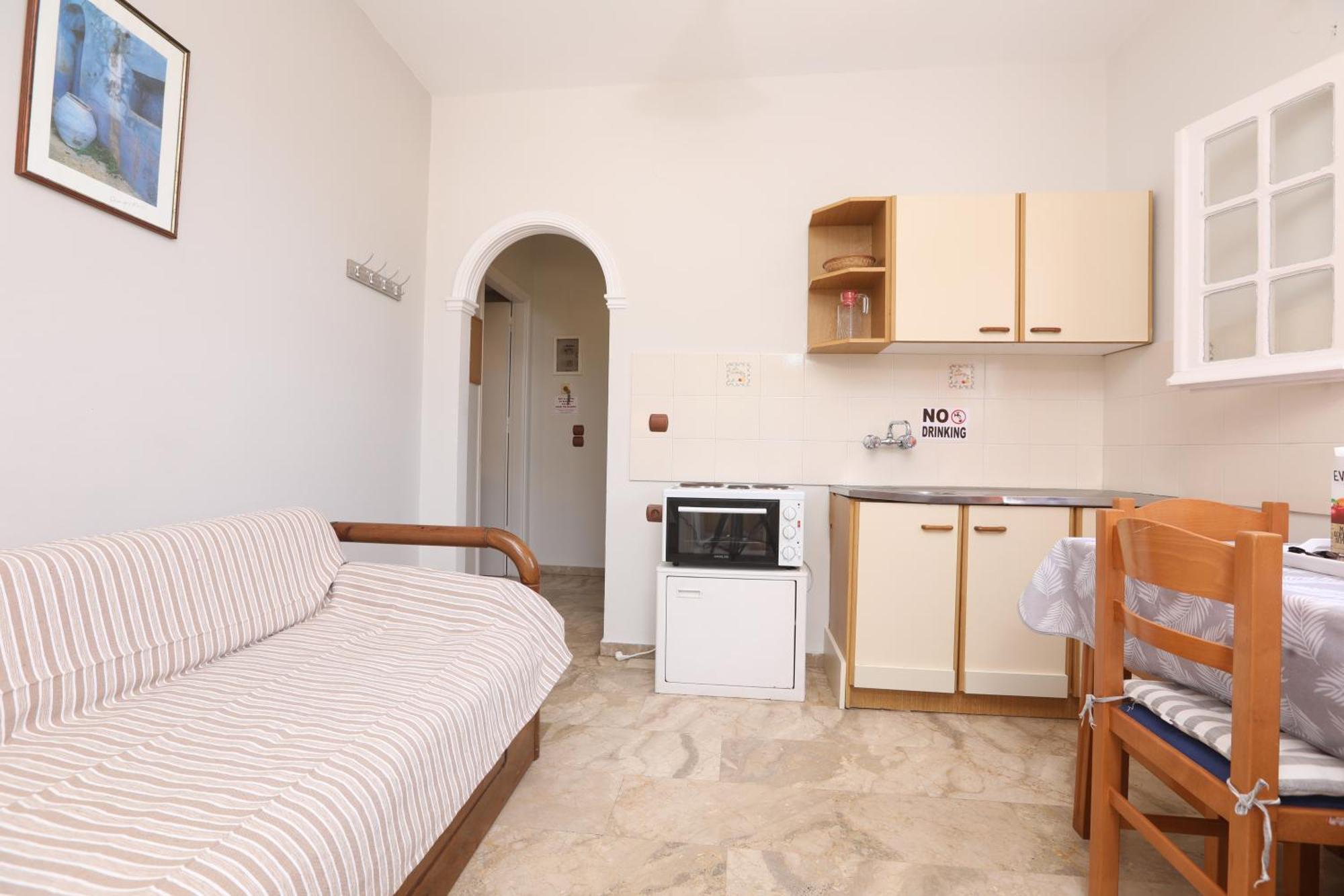 Marina Apartments, アギオス・ゴルディオス エクステリア 写真